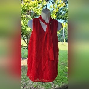 Q&A red beautiful ♥️ blouse size Large